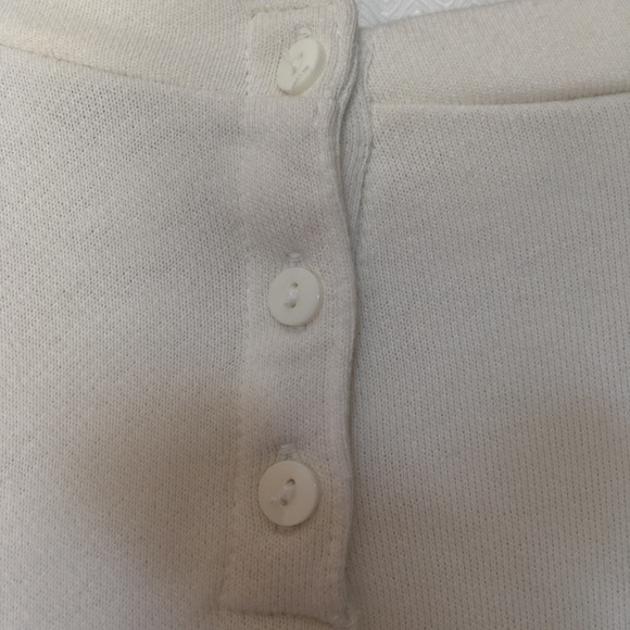 White Sweater - Picture 3 of 6